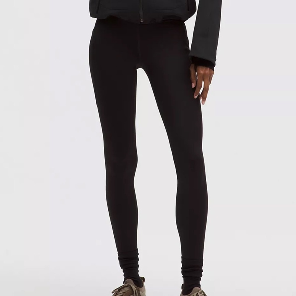lululemon athletica Fast & Free High-Rise Thermal Tight 28” w/ Pockets! Size: 8!